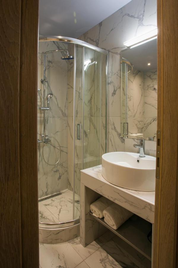 Marizas Luxury #2 *